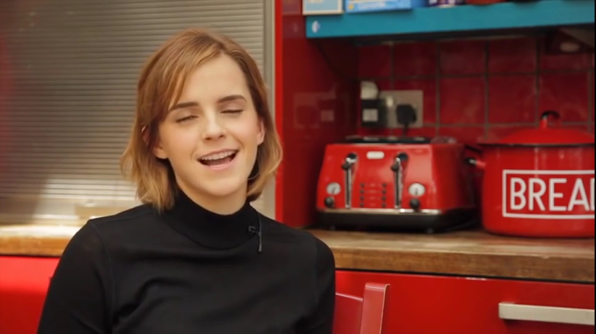 EmmaWatsonFan-nl_2016OurSharedShelf-InCoversationWithCaitlinMoran0182.jpg