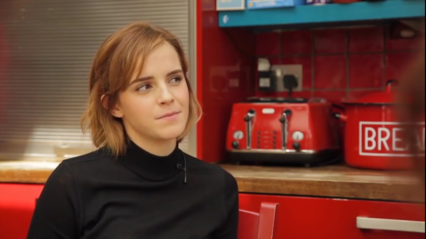 EmmaWatsonFan-nl_2016OurSharedShelf-InCoversationWithCaitlinMoran0183.jpg