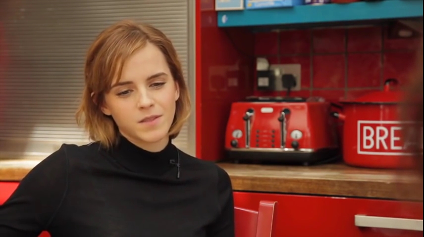 EmmaWatsonFan-nl_2016OurSharedShelf-InCoversationWithCaitlinMoran0194.jpg