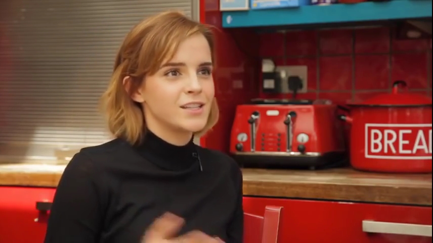 EmmaWatsonFan-nl_2016OurSharedShelf-InCoversationWithCaitlinMoran0223.jpg