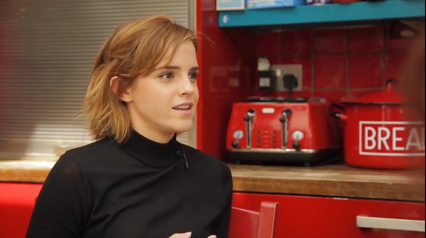 EmmaWatsonFan-nl_2016OurSharedShelf-InCoversationWithCaitlinMoran0227.jpg