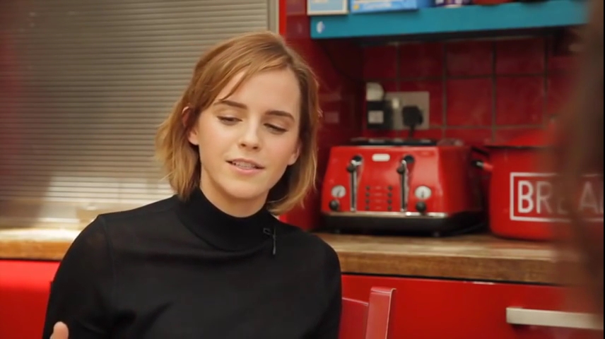 EmmaWatsonFan-nl_2016OurSharedShelf-InCoversationWithCaitlinMoran0257.jpg
