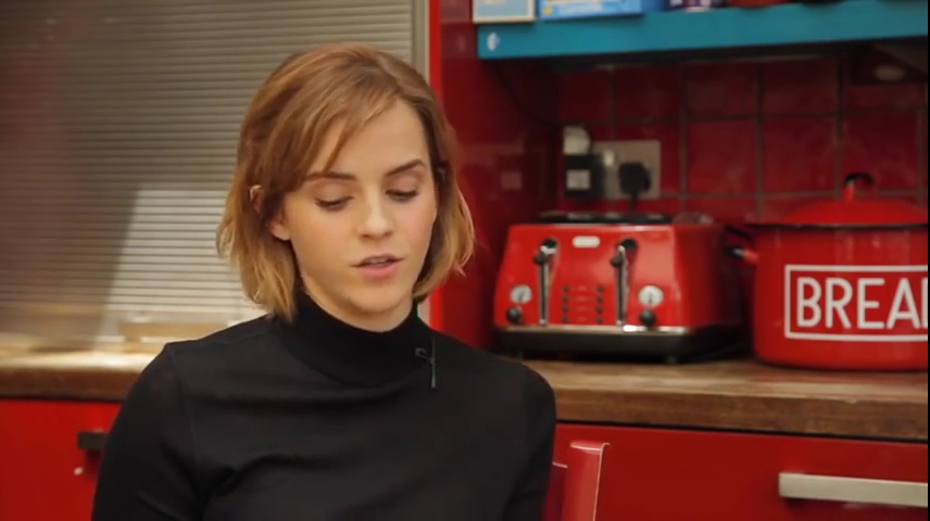EmmaWatsonFan-nl_2016OurSharedShelf-InCoversationWithCaitlinMoran0604.jpg