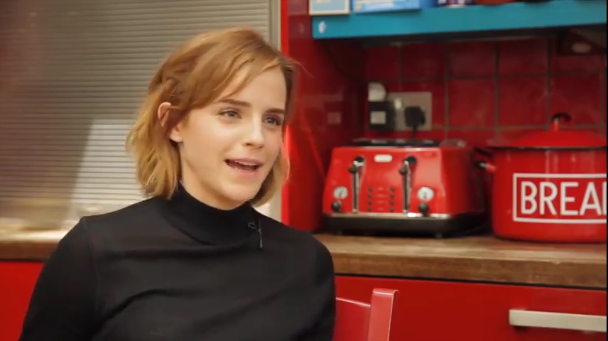 EmmaWatsonFan-nl_2016OurSharedShelf-InCoversationWithCaitlinMoran0645.jpg