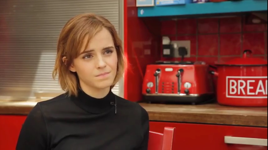 EmmaWatsonFan-nl_2016OurSharedShelf-InCoversationWithCaitlinMoran0681.jpg