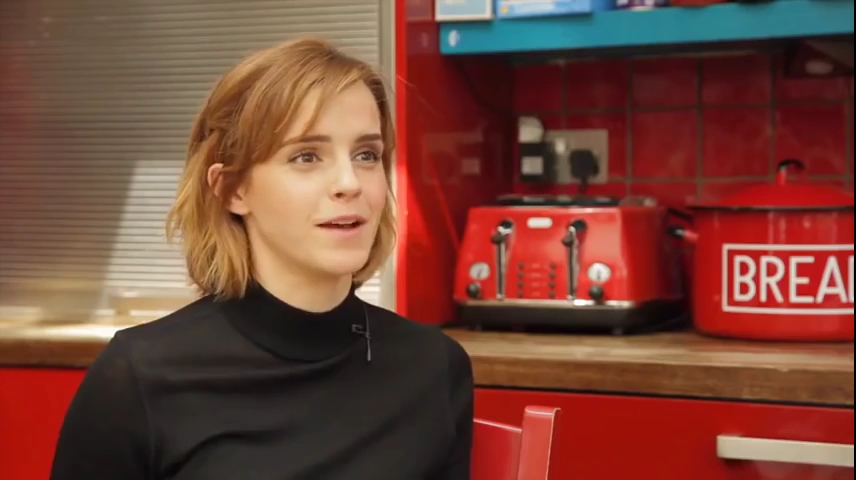 EmmaWatsonFan-nl_2016OurSharedShelf-InCoversationWithCaitlinMoran0736.jpg
