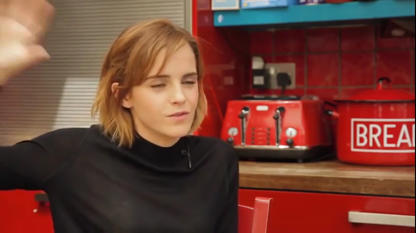 EmmaWatsonFan-nl_2016OurSharedShelf-InCoversationWithCaitlinMoran0740.jpg