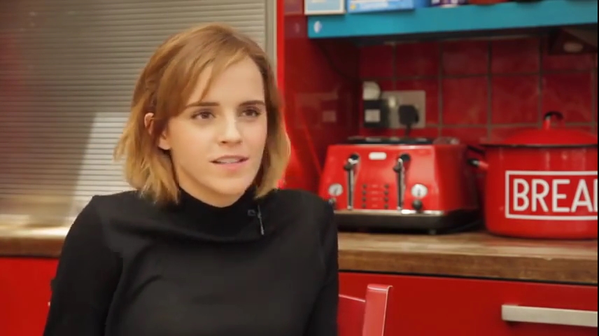 EmmaWatsonFan-nl_2016OurSharedShelf-InCoversationWithCaitlinMoran0741.jpg