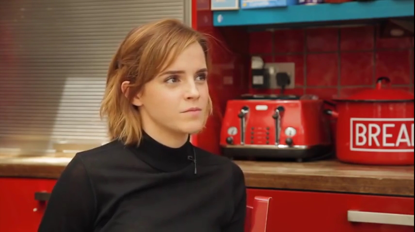 EmmaWatsonFan-nl_2016OurSharedShelf-InCoversationWithCaitlinMoran0755.jpg