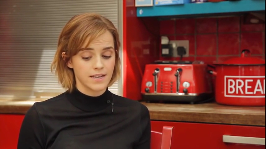 EmmaWatsonFan-nl_2016OurSharedShelf-InCoversationWithCaitlinMoran0801.jpg