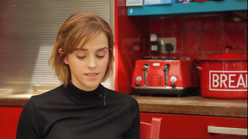 EmmaWatsonFan-nl_2016OurSharedShelf-InCoversationWithCaitlinMoran0803.jpg