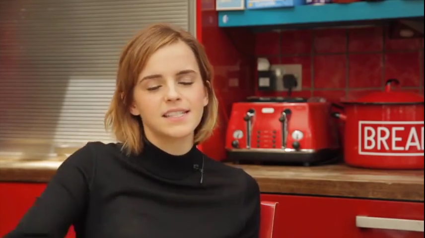 EmmaWatsonFan-nl_2016OurSharedShelf-InCoversationWithCaitlinMoran0816.jpg