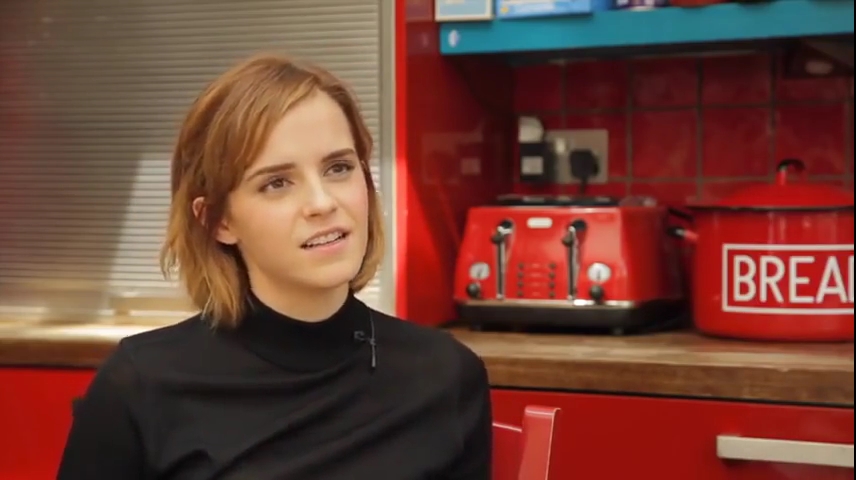 EmmaWatsonFan-nl_2016OurSharedShelf-InCoversationWithCaitlinMoran0827.jpg