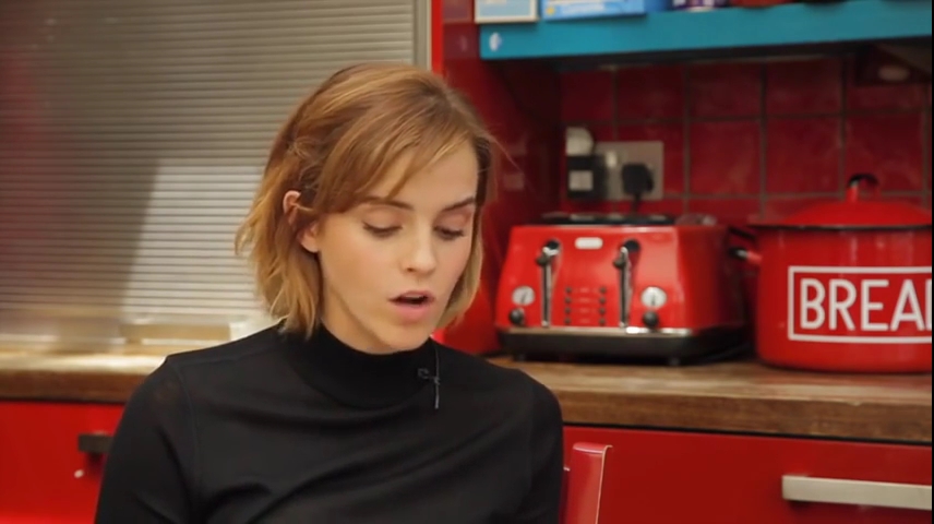 EmmaWatsonFan-nl_2016OurSharedShelf-InCoversationWithCaitlinMoran0915.jpg