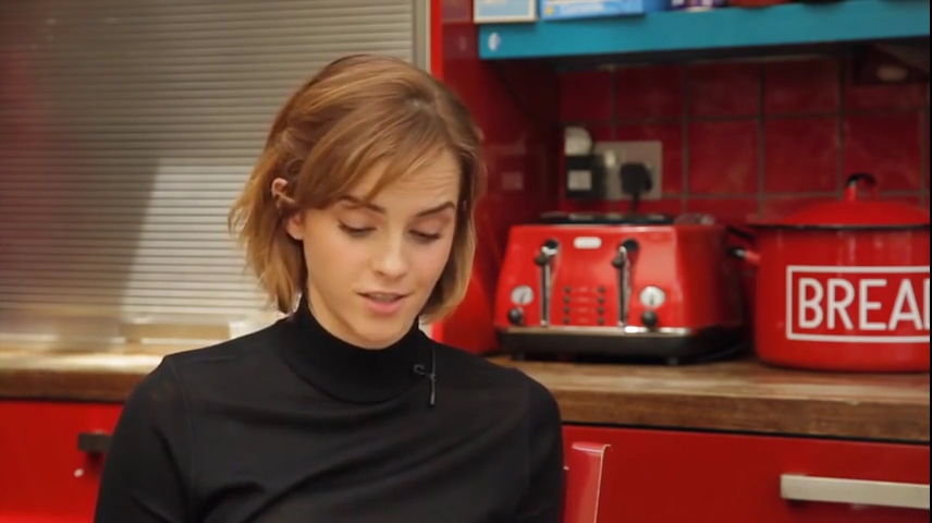 EmmaWatsonFan-nl_2016OurSharedShelf-InCoversationWithCaitlinMoran0916.jpg