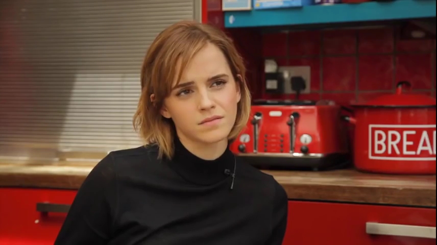 EmmaWatsonFan-nl_2016OurSharedShelf-InCoversationWithCaitlinMoran0986.jpg