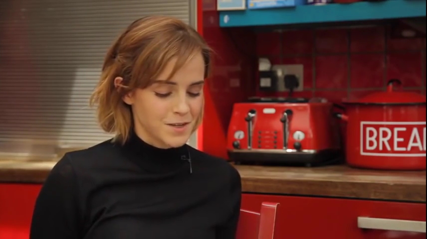 EmmaWatsonFan-nl_2016OurSharedShelf-InCoversationWithCaitlinMoran1064.jpg