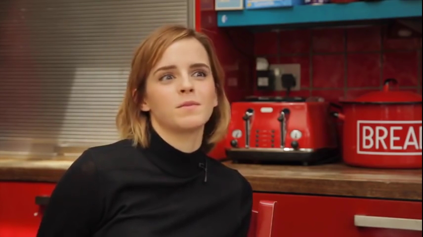 EmmaWatsonFan-nl_2016OurSharedShelf-InCoversationWithCaitlinMoran1066.jpg