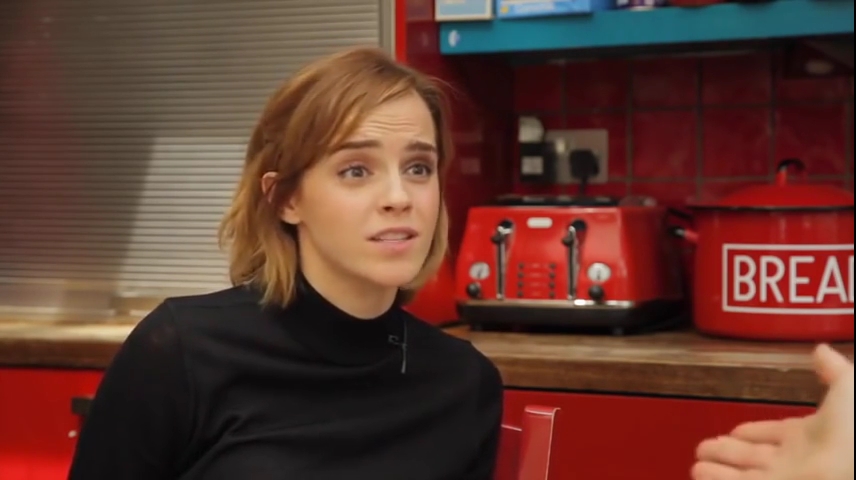 EmmaWatsonFan-nl_2016OurSharedShelf-InCoversationWithCaitlinMoran1070.jpg