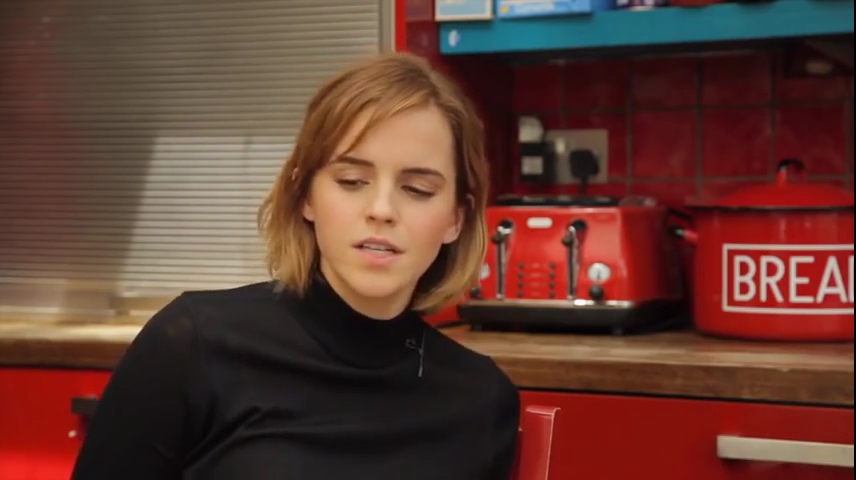 EmmaWatsonFan-nl_2016OurSharedShelf-InCoversationWithCaitlinMoran1107.jpg