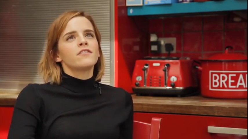 EmmaWatsonFan-nl_2016OurSharedShelf-InCoversationWithCaitlinMoran1109.jpg