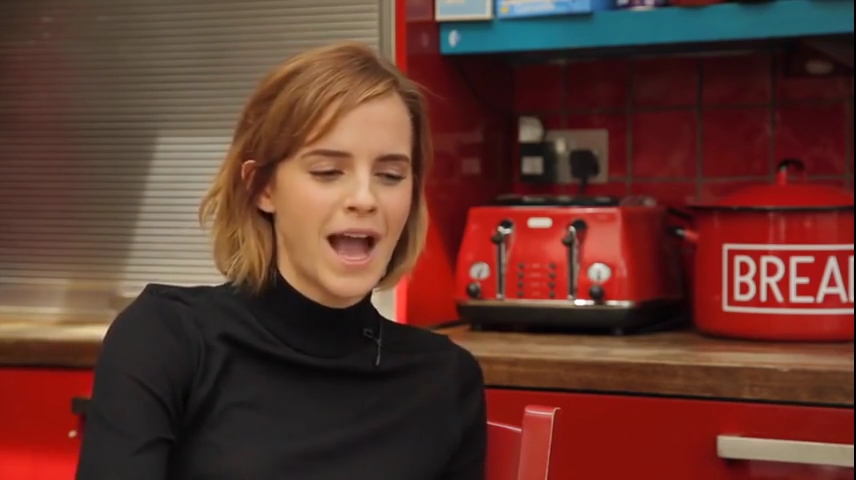 EmmaWatsonFan-nl_2016OurSharedShelf-InCoversationWithCaitlinMoran1124.jpg