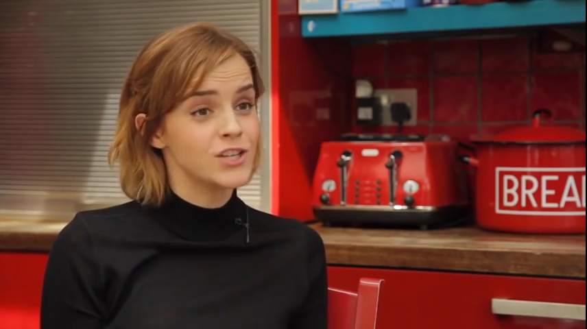 EmmaWatsonFan-nl_2016OurSharedShelf-InCoversationWithCaitlinMoran1126.jpg
