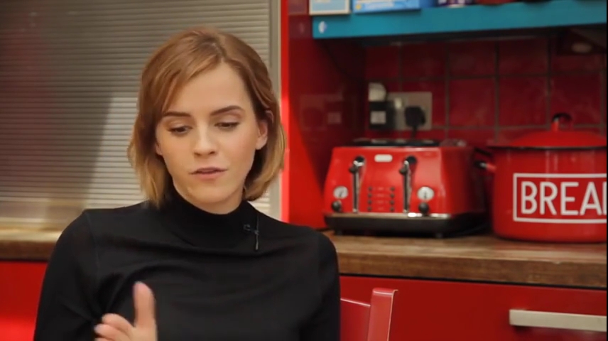 EmmaWatsonFan-nl_2016OurSharedShelf-InCoversationWithCaitlinMoran1129.jpg