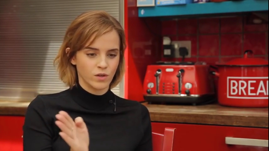 EmmaWatsonFan-nl_2016OurSharedShelf-InCoversationWithCaitlinMoran1132.jpg