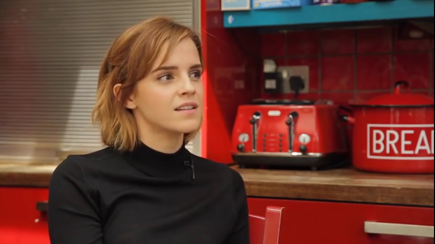 EmmaWatsonFan-nl_2016OurSharedShelf-InCoversationWithCaitlinMoran1135.jpg