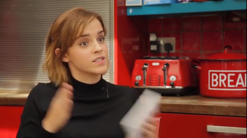 EmmaWatsonFan-nl_2016OurSharedShelf-InCoversationWithCaitlinMoran1144.jpg