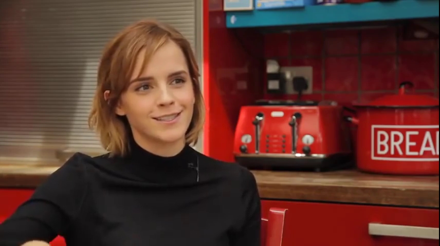 EmmaWatsonFan-nl_2016OurSharedShelf-InCoversationWithCaitlinMoran1279.jpg