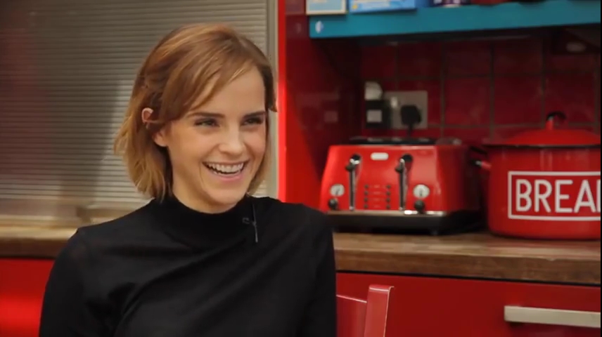 EmmaWatsonFan-nl_2016OurSharedShelf-InCoversationWithCaitlinMoran1305.jpg