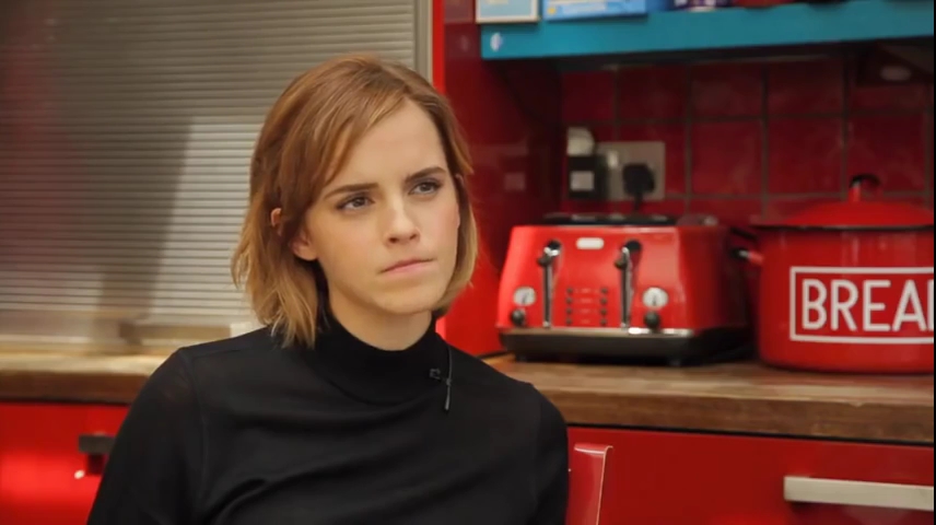EmmaWatsonFan-nl_2016OurSharedShelf-InCoversationWithCaitlinMoran1390.jpg