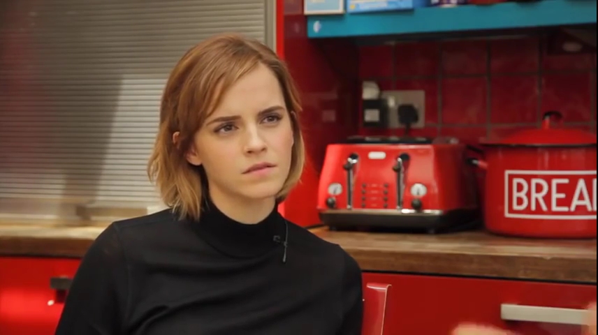 EmmaWatsonFan-nl_2016OurSharedShelf-InCoversationWithCaitlinMoran1391.jpg