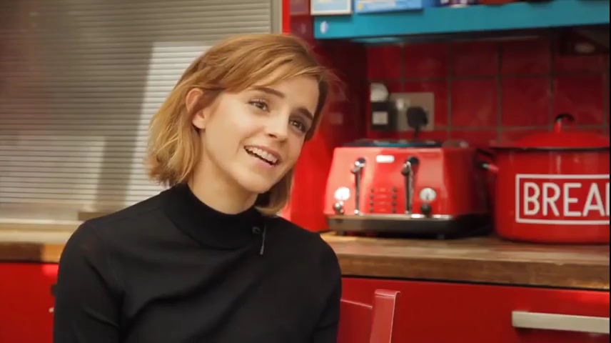 EmmaWatsonFan-nl_2016OurSharedShelf-InCoversationWithCaitlinMoran1947.jpg