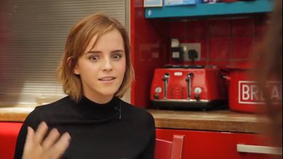 EmmaWatsonFan-nl_2016OurSharedShelf-InCoversationWithCaitlinMoran0261.jpg