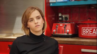 EmmaWatsonFan-nl_2016OurSharedShelf-InCoversationWithCaitlinMoran0919.jpg