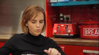 EmmaWatsonFan-nl_2016OurSharedShelf-InCoversationWithCaitlinMoran1496.jpg