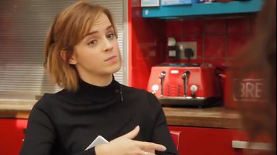 EmmaWatsonFan-nl_2016OurSharedShelf-InCoversationWithCaitlinMoran1833.jpg