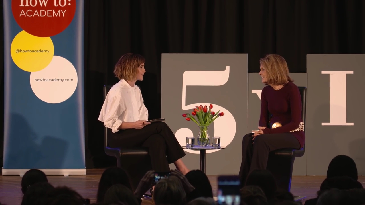EmmaWatsonFan-nl_2016OurSharedShelf-InCoversationWithGloriaSteinem0012.jpg