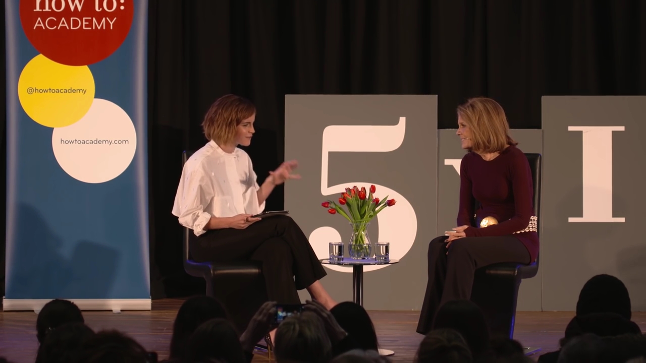 EmmaWatsonFan-nl_2016OurSharedShelf-InCoversationWithGloriaSteinem0014.jpg