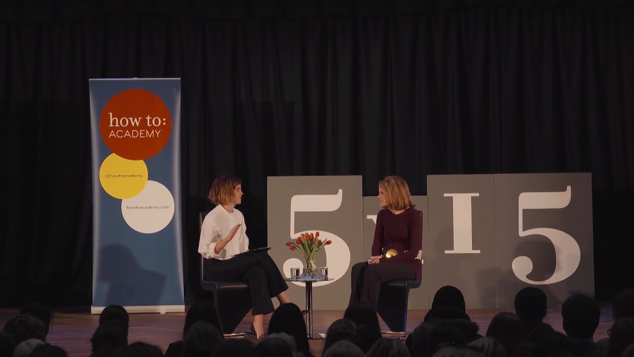 EmmaWatsonFan-nl_2016OurSharedShelf-InCoversationWithGloriaSteinem0128.jpg