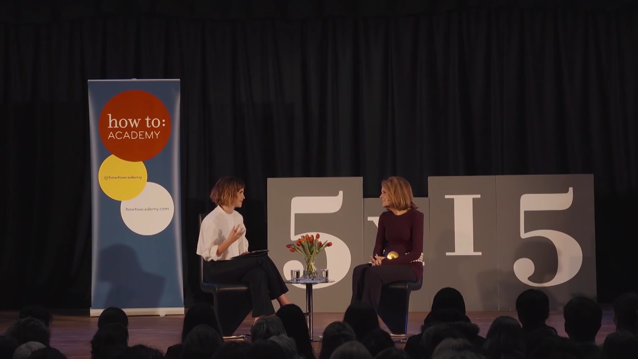 EmmaWatsonFan-nl_2016OurSharedShelf-InCoversationWithGloriaSteinem0155.jpg