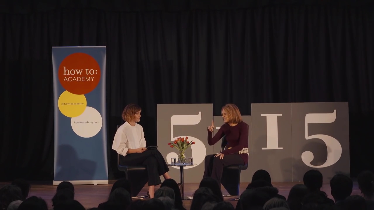 EmmaWatsonFan-nl_2016OurSharedShelf-InCoversationWithGloriaSteinem0443.jpg
