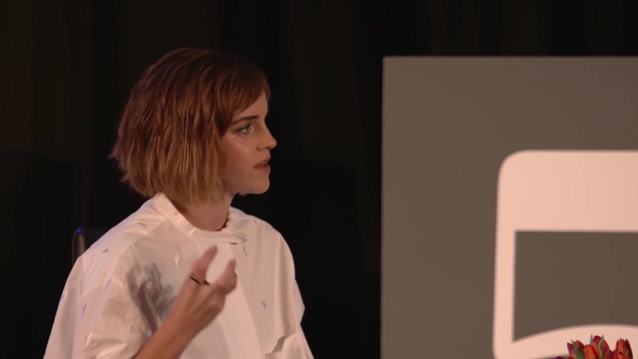 EmmaWatsonFan-nl_2016OurSharedShelf-InCoversationWithGloriaSteinem0927.jpg