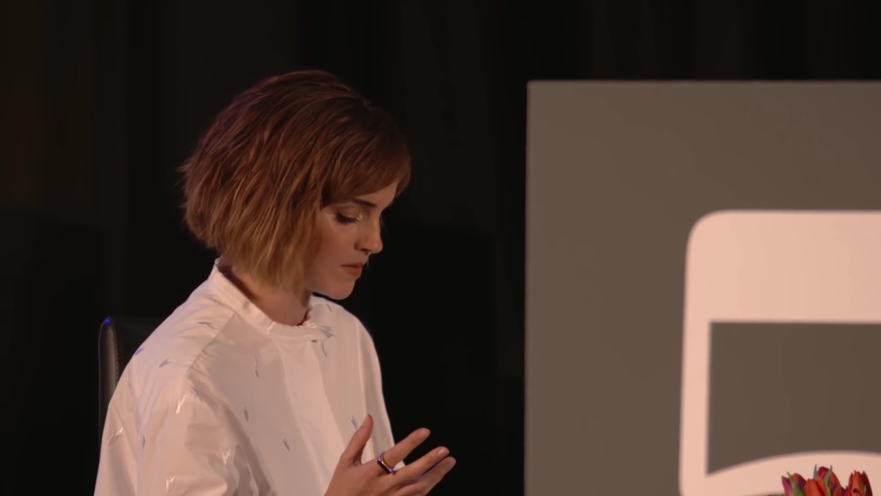 EmmaWatsonFan-nl_2016OurSharedShelf-InCoversationWithGloriaSteinem0982.jpg