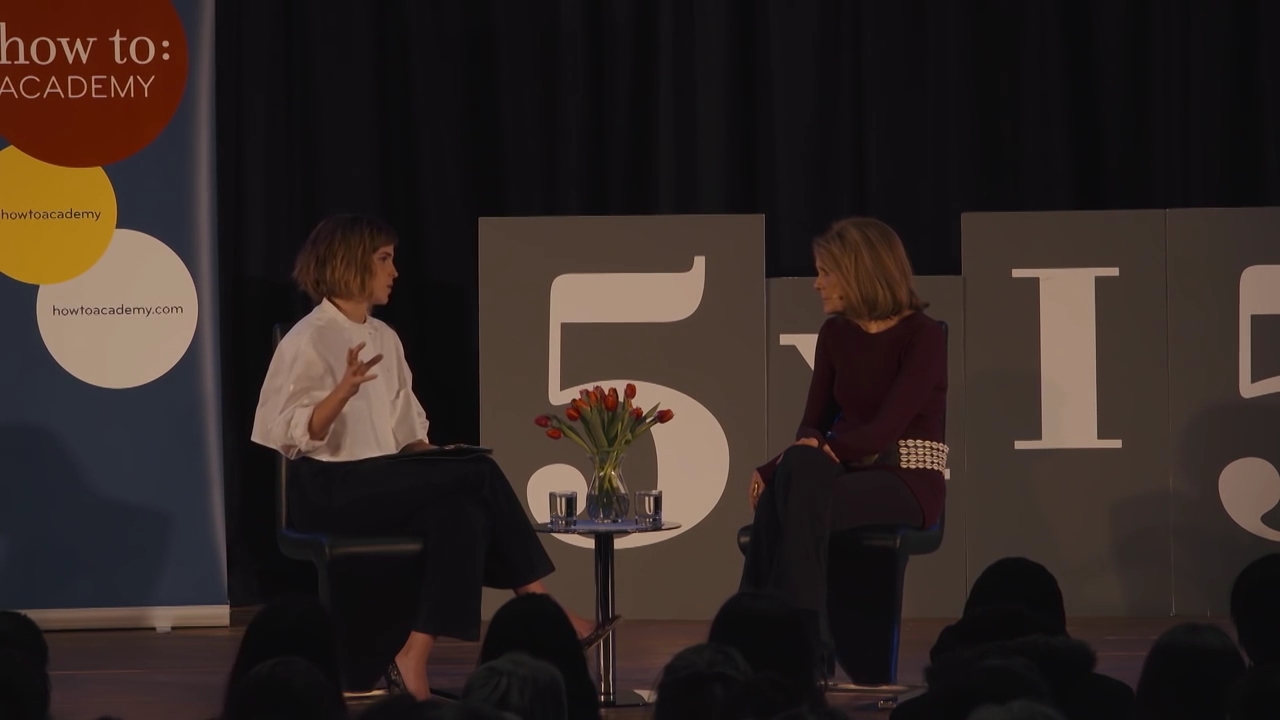 EmmaWatsonFan-nl_2016OurSharedShelf-InCoversationWithGloriaSteinem1094.jpg