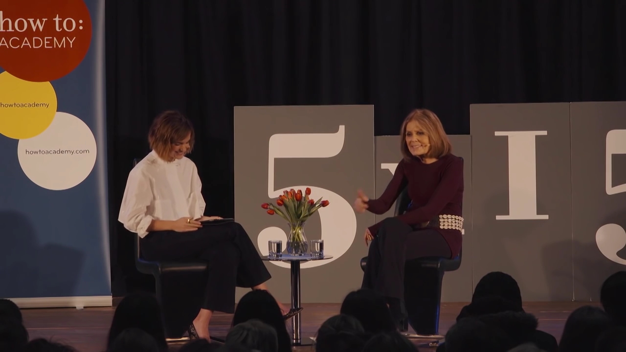 EmmaWatsonFan-nl_2016OurSharedShelf-InCoversationWithGloriaSteinem1132.jpg