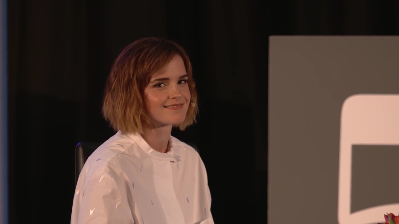 EmmaWatsonFan-nl_2016OurSharedShelf-InCoversationWithGloriaSteinem1748.jpg